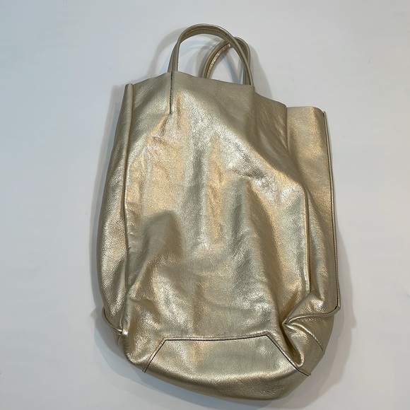 Ampersand as Apostrophe Tall Soft Gold Tote Leather - Picture 4 of 14